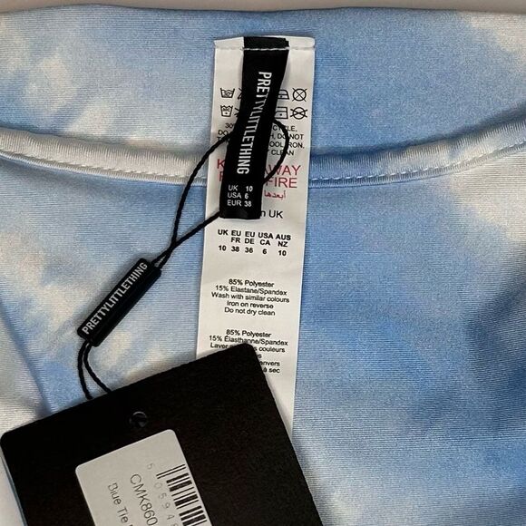 NWT PrettyLittleThing Women’s Blue Tie Dye Triangle Bikini Bottoms. Size 6 - Picture 9 of 10